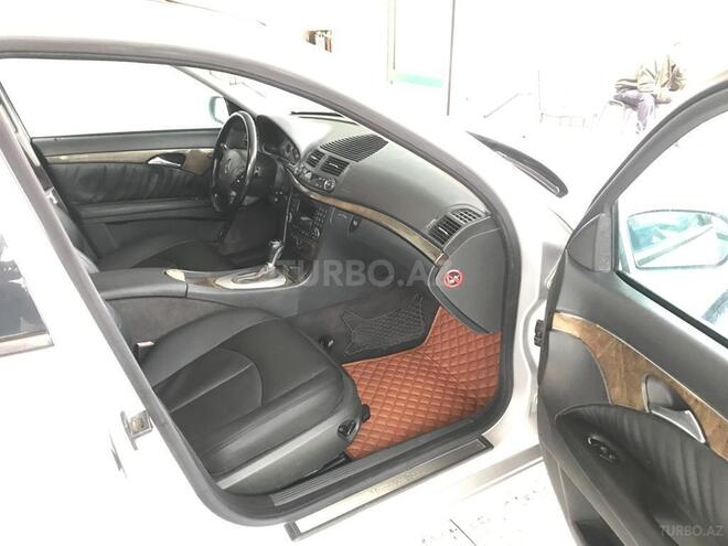 Mercedes E 270 2003, 310,000 km - 2.7 l - Bakı