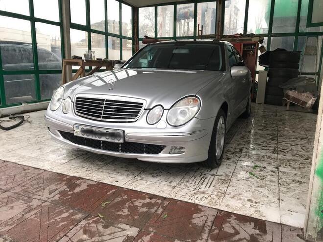 Mercedes E 270 2003, 310,000 km - 2.7 l - Bakı
