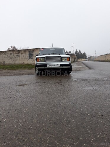 LADA (VAZ) 2107 2009, 45,000 km - 1.5 л - Quba