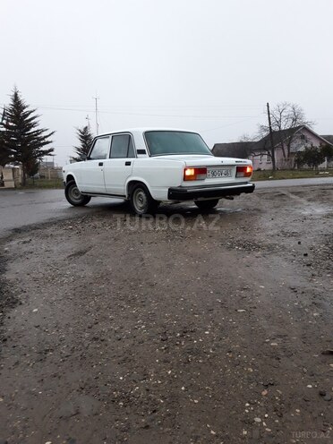 LADA (VAZ) 2107 2009, 45,000 km - 1.5 л - Quba