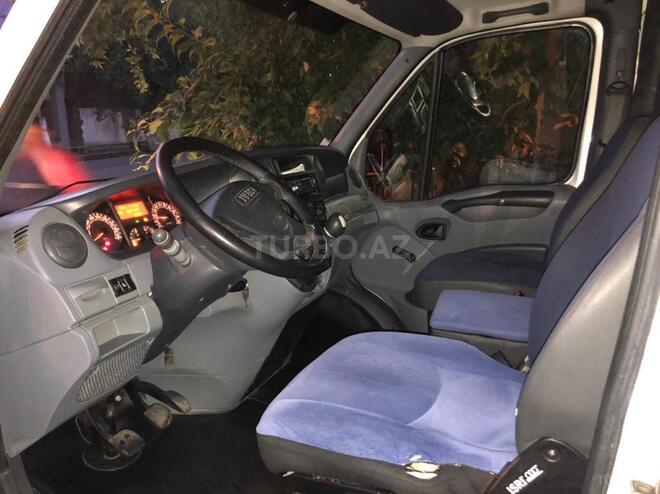 Iveco  2009, 215,000 km - 2.3 l - Lənkəran