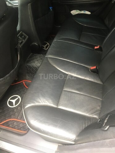 Mercedes E 220 2001, 358,000 km - 2.2 l - Bakı