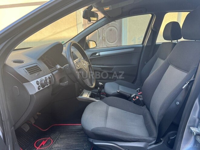 Opel Astra 2005, 240,000 km - 1.4 l - Bakı