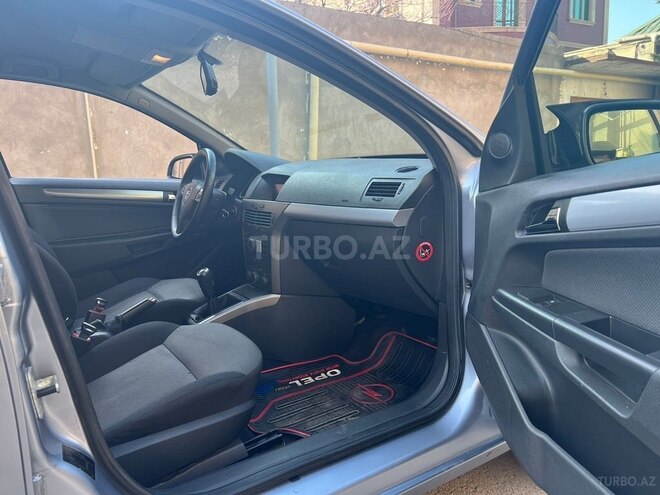 Opel Astra 2005, 240,000 km - 1.4 l - Bakı