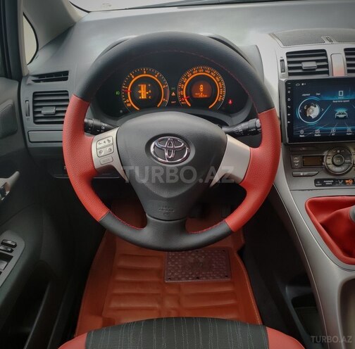 Toyota Auris 2007, 222,000 km - 1.4 l - Bakı