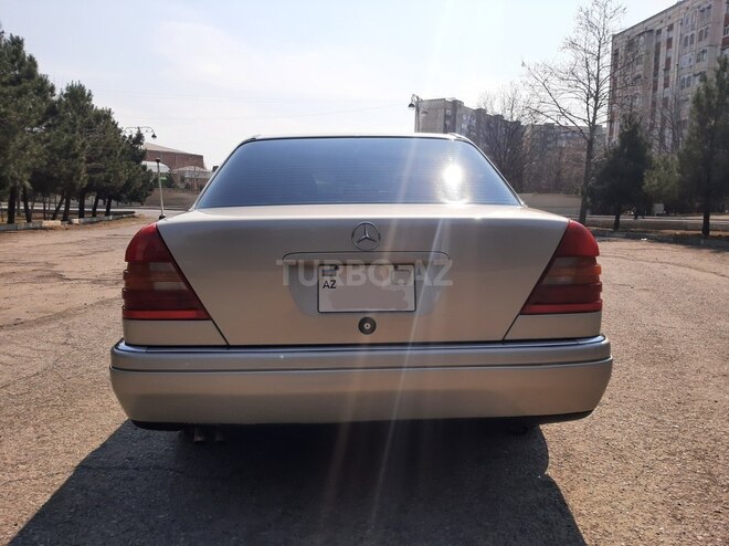Mercedes C 280 1995, 270,000 km - 2.8 l - Gəncə
