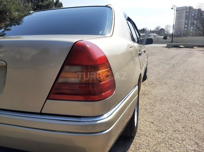 Mercedes C 280 1995, 270,000 km - 2.8 l - Gəncə
