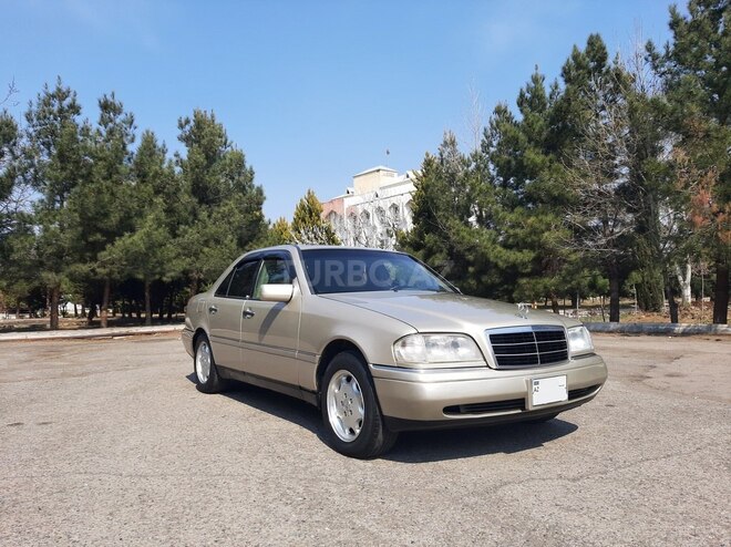 Mercedes C 280 1995, 270,000 km - 2.8 l - Gəncə