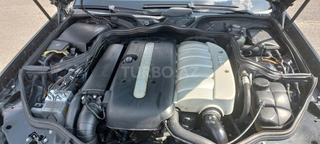 Mercedes E 270 2002, 303,000 km - 2.7 l - Balakən