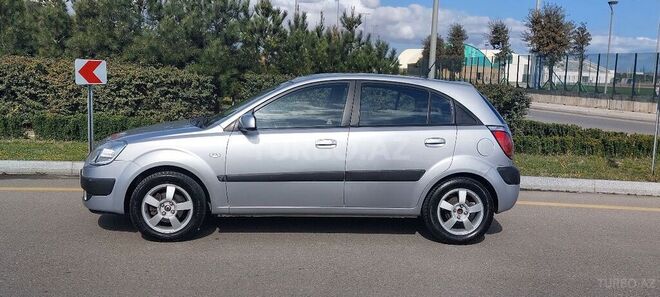 Kia Rio 2009, 202,000 km - 1.5 л - Bakı