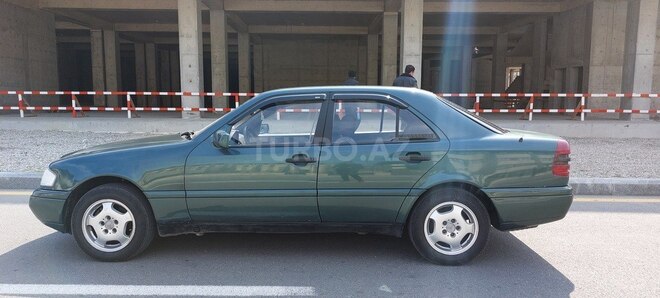 Mercedes C 220 1995, 354,847 km - 2.2 l - Bakı