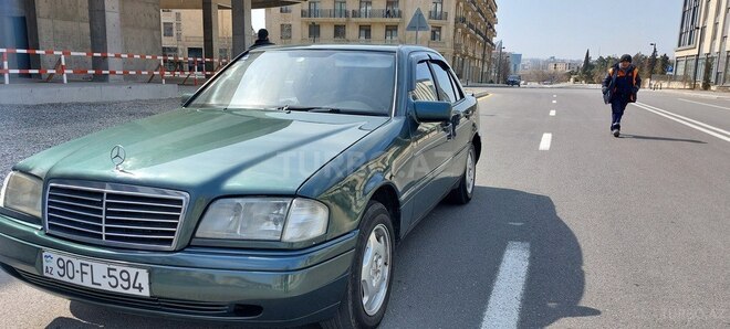Mercedes C 220 1995, 354,847 km - 2.2 l - Bakı