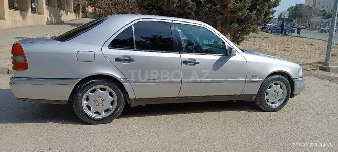 Mercedes C 220 1996, 333,000 km - 2.2 l - Bakı
