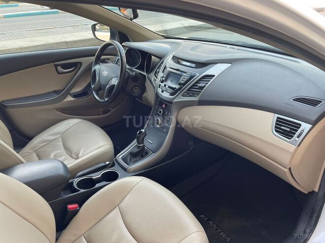 Hyundai Elantra 2014, 292,579 km - 1.8 l - Bakı