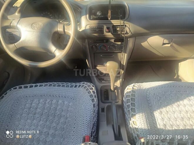 Toyota Corolla 1998, 240,000 km - 1.6 l - Bakı