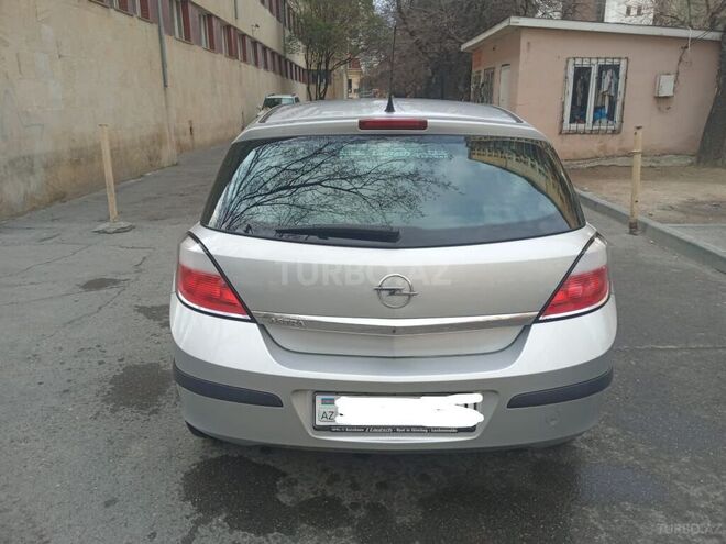 Opel Astra 2004, 154,000 km - 1.4 л - Bakı