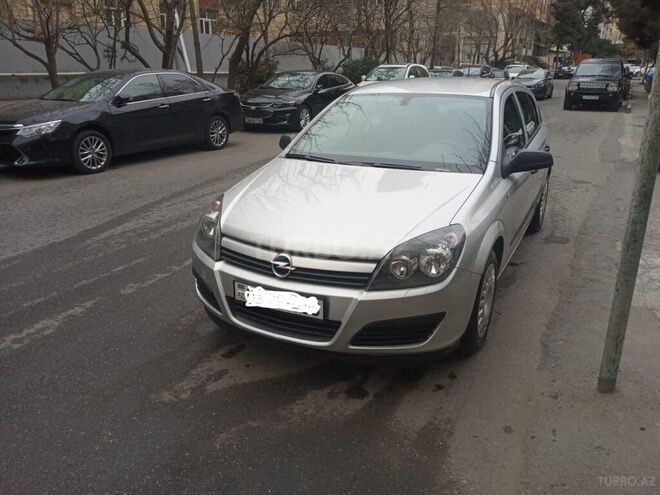 Opel Astra 2004, 154,000 km - 1.4 л - Bakı