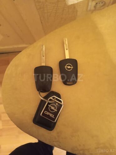 Opel Astra 2004, 154,000 km - 1.4 л - Bakı