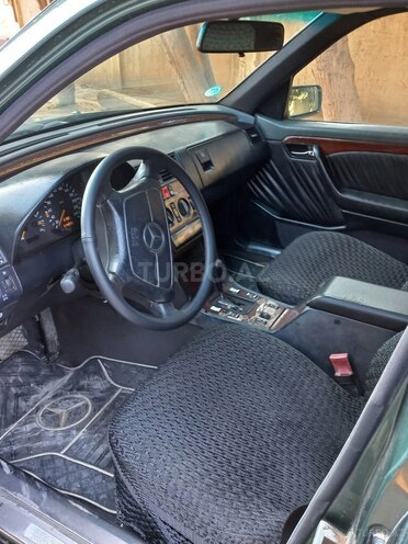 Mercedes C 220 1993, 500,000 km - 2.2 л - Sumqayıt