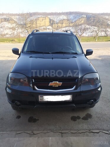 Chevrolet Niva 2017, 45,000 km - 1.7 l - Qusar
