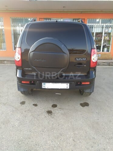 Chevrolet Niva 2017, 45,000 km - 1.7 l - Qusar