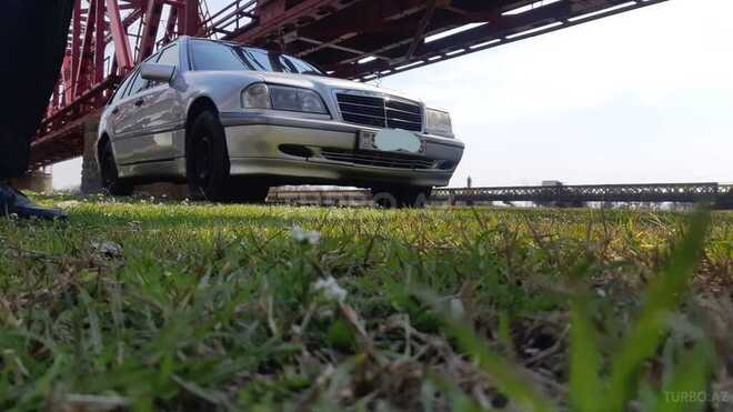 Mercedes C 220 1999, 500,000 km - 2.2 l - Zaqatala