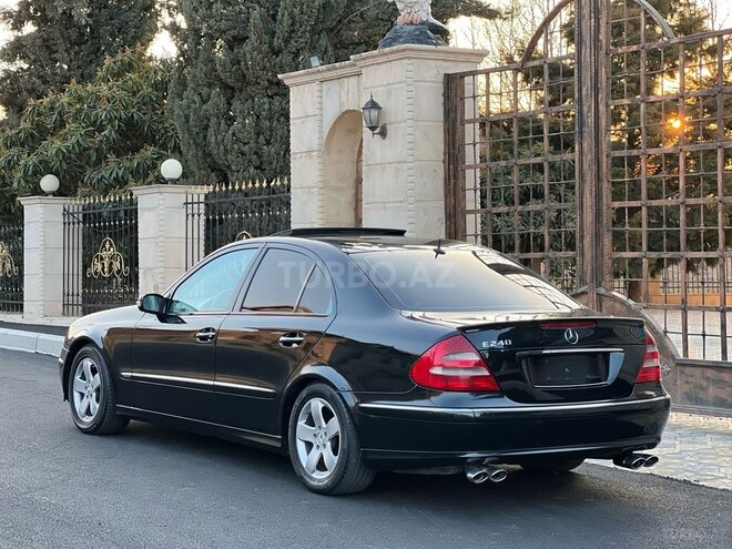 Mercedes E 240 2002, 390,000 km - 2.4 l - Bakı