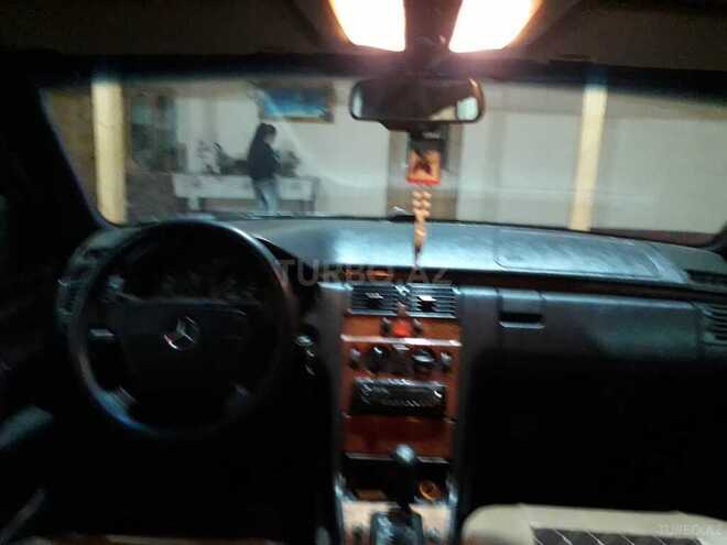 Mercedes E 230 1996, 250,000 km - 2.3 л - Şəmkir