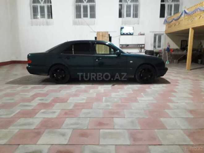 Mercedes E 230 1996, 250,000 km - 2.3 л - Şəmkir