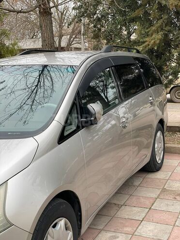 Mitsubishi Grandis 2003, 245,000 km - 2.4 л - Bakı