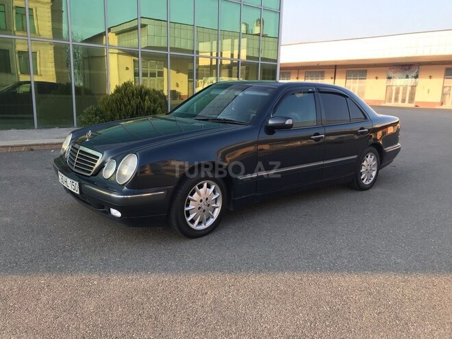 Mercedes E 220 1999, 369,422 km - 2.2 л - İmişli