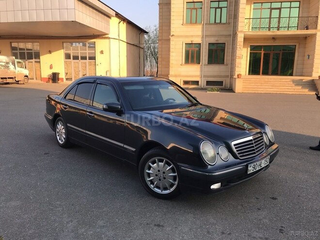 Mercedes E 220 1999, 369,422 km - 2.2 л - İmişli