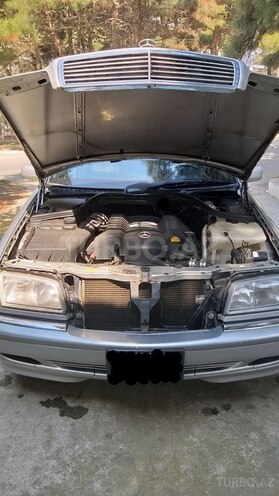 Mercedes C 240 1999, 200,000 km - 2.4 l - Bakı
