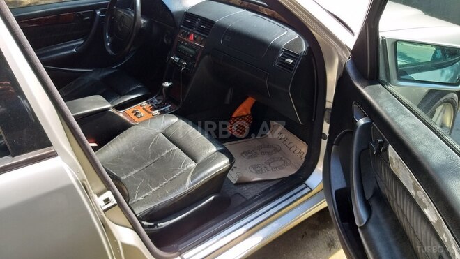 Mercedes C 240 1999, 200,000 km - 2.4 l - Bakı