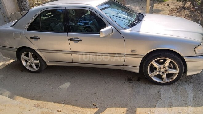 Mercedes C 240 1999, 200,000 km - 2.4 l - Bakı