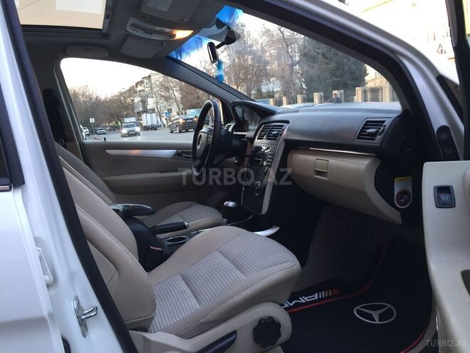 Mercedes B 200 2007, 213,000 km - 2.0 l - Bakı