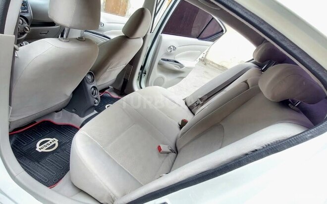 Nissan Sunny 2012, 179,640 km - 1.5 л - Bakı