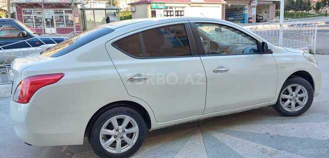Nissan Sunny 2012, 179,640 km - 1.5 л - Bakı