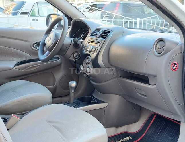 Nissan Sunny 2012, 179,640 km - 1.5 л - Bakı