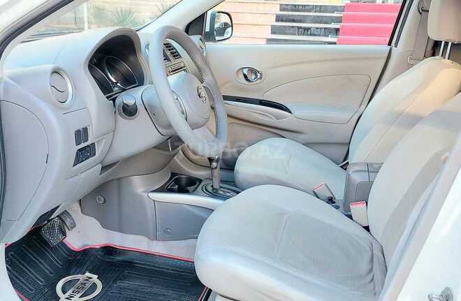Nissan Sunny 2012, 179,640 km - 1.5 л - Bakı