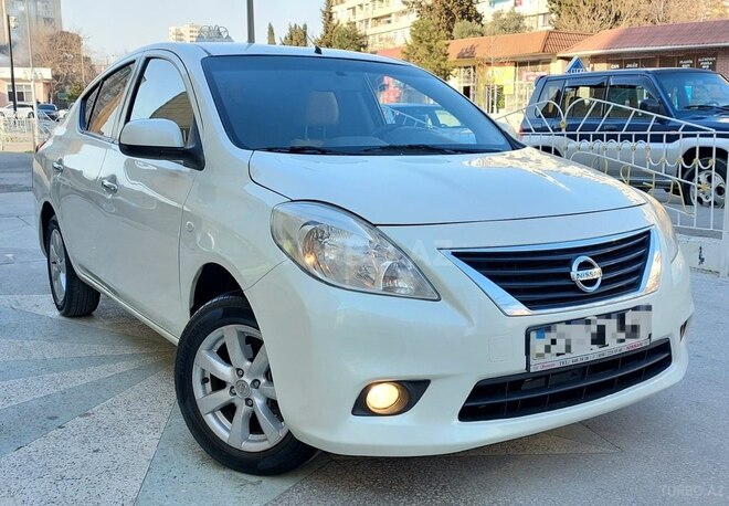 Nissan Sunny 2012, 179,640 km - 1.5 л - Bakı