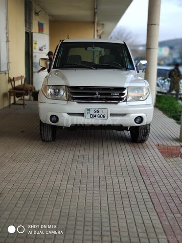 Mitsubishi Pajero io 2000, 220,000 km - 2.0 l - Şirvan