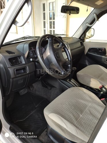 Mitsubishi Pajero io 2000, 220,000 km - 2.0 l - Şirvan