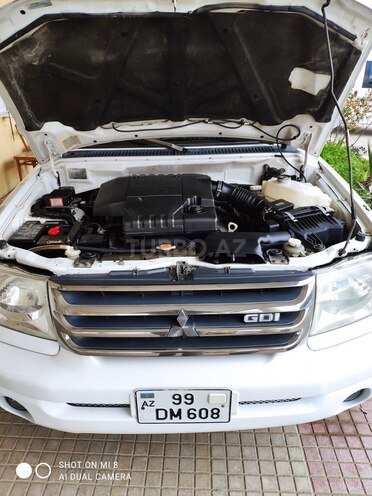 Mitsubishi Pajero io 2000, 220,000 km - 2.0 l - Şirvan
