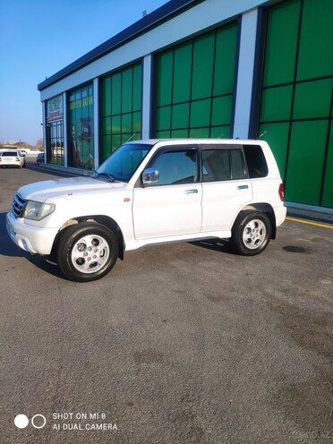 Mitsubishi Pajero io 2000, 220,000 km - 2.0 l - Şirvan
