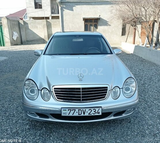Mercedes E 240 2003, 247,142 km - 2.6 l - Xırdalan