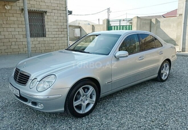 Mercedes E 240 2003, 247,142 km - 2.6 l - Xırdalan