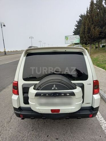 Mitsubishi Pajero 2007, 196,000 km - 3.0 l - Bakı