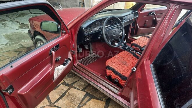Mercedes 190 1993, 430,000 km - 1.8 л - Mingəçevir