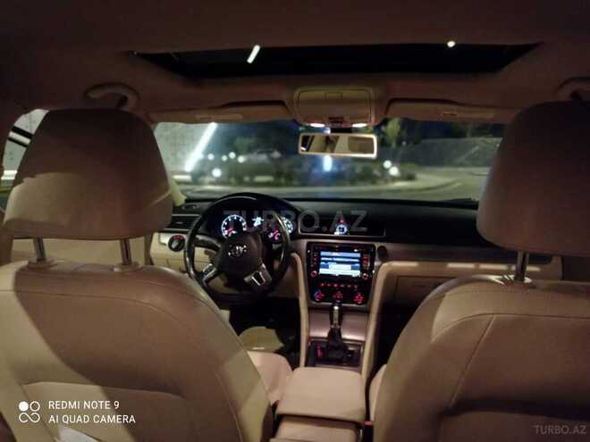 Volkswagen Passat 2015, 88,000 km - 1.8 l - Bakı